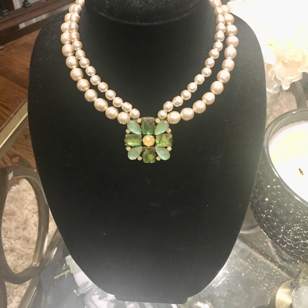 Leila Ru pearl necklace with turquoise pendant